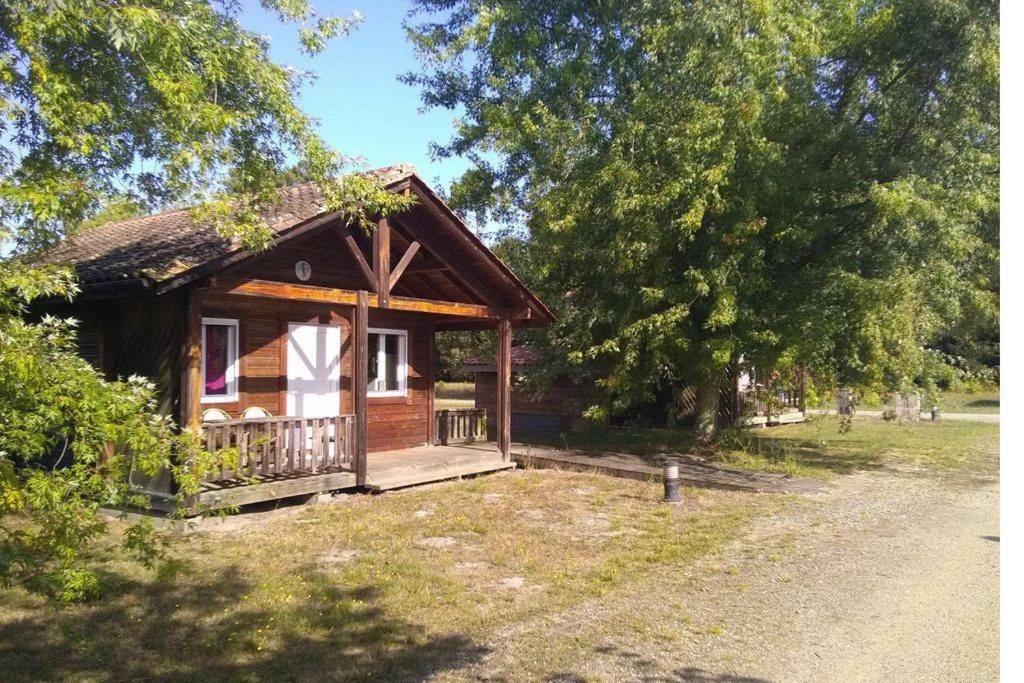 Camping Familial Les Chalets D'Uza エクステリア 写真