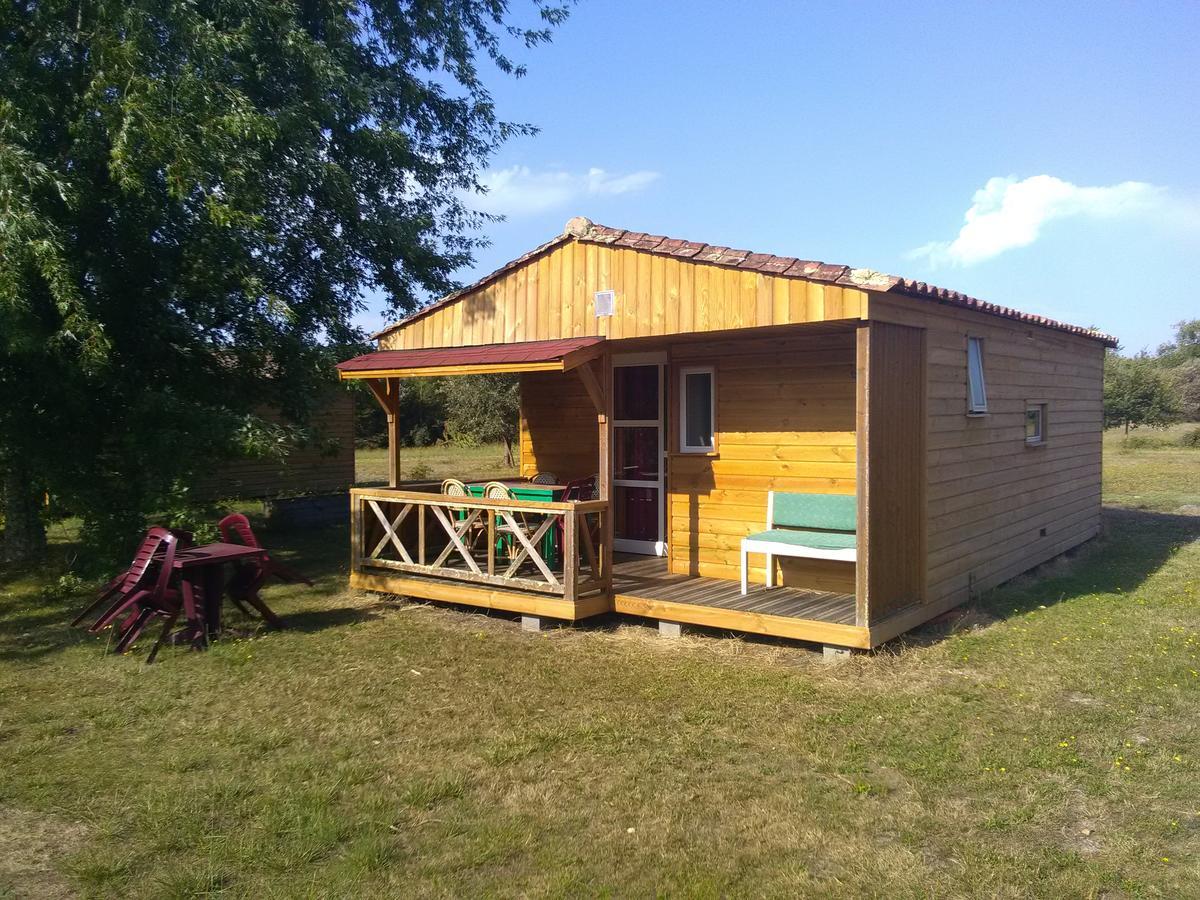Camping Familial Les Chalets D'Uza エクステリア 写真
